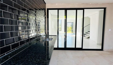 Casa à venda com 3 suítes no condomínio Buona Vitta I, Atibaia - SP