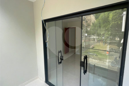 Casa à venda com 4 quartos, sendo 1 suíte, em Campo Grande, Rio de Janeiro, RJ
