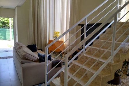Casa à venda com 3 quartos, sendo 1 suíte, no condomínio Jd Portal de Itaici, Indaiatuba - SP