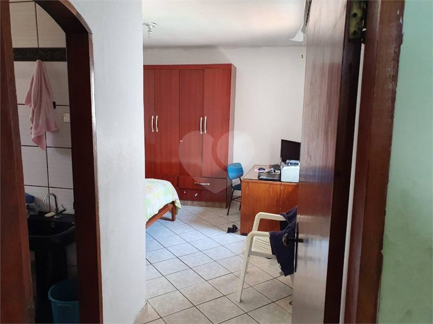 Casa à venda com 3 quartos, sendo 1 suíte, em Jardim Ikeda, Suzano, SP