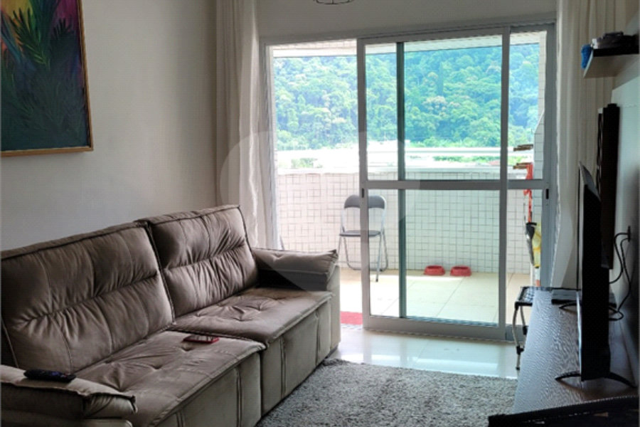 Apartamento à venda com 2 quartos, sendo 1 suíte, no Centro, Mongaguá, SP
