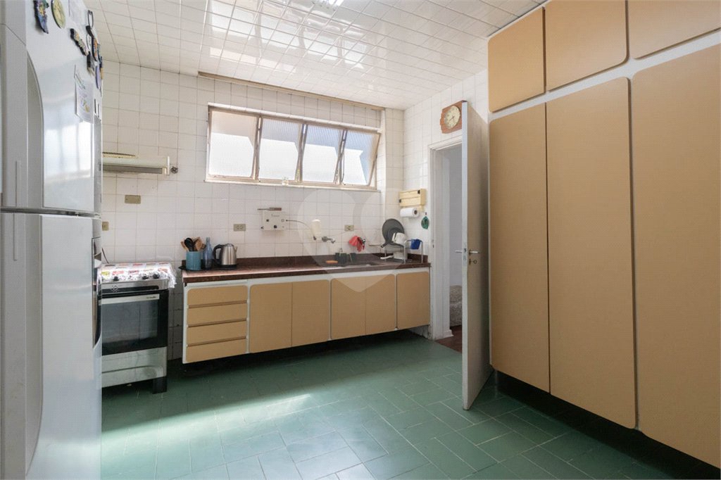 Apartamento à venda com 4 quartos, sendo 1 suíte, em Jardim Paulista, São Paulo, SP