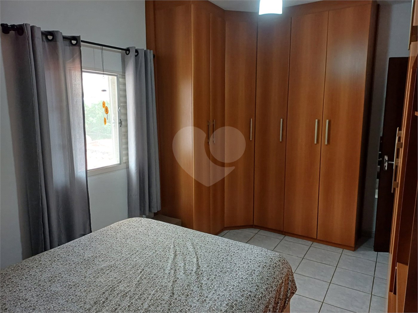 Casa à venda com 3 quartos, sendo 1 suíte, em Loteamento Rei de Ouro, Itatiba, SP