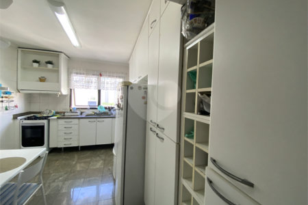 Apartamento à venda com 4 quartos, sendo 1 suíte, em Santa Teresinha, São Paulo, SP