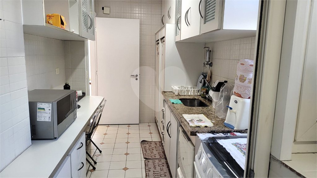 Apartamento à venda com 3 quartos, sendo 1 suíte, em Vila Augusta, Guarulhos, SP