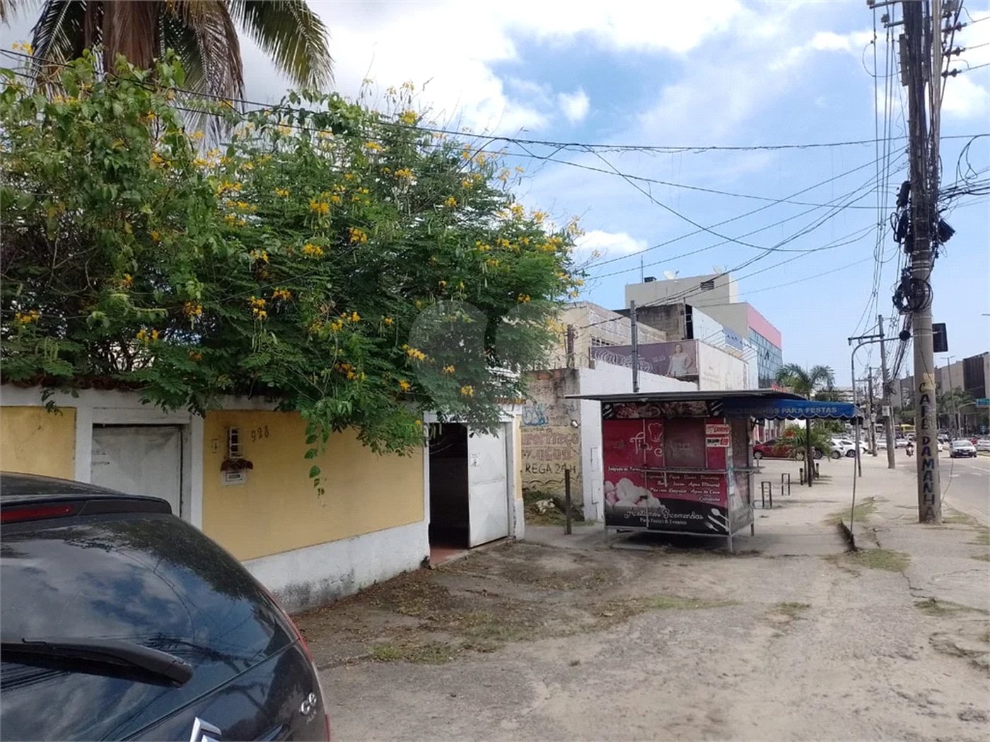 Casa à venda com 3 quartos em Campo Grande, Rio de Janeiro, RJ