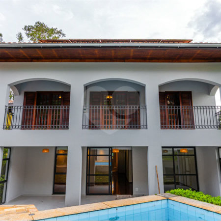 Casa à venda com 4 quartos, sendo 2 suítes, em Jardim Marajoara, São Paulo, SP