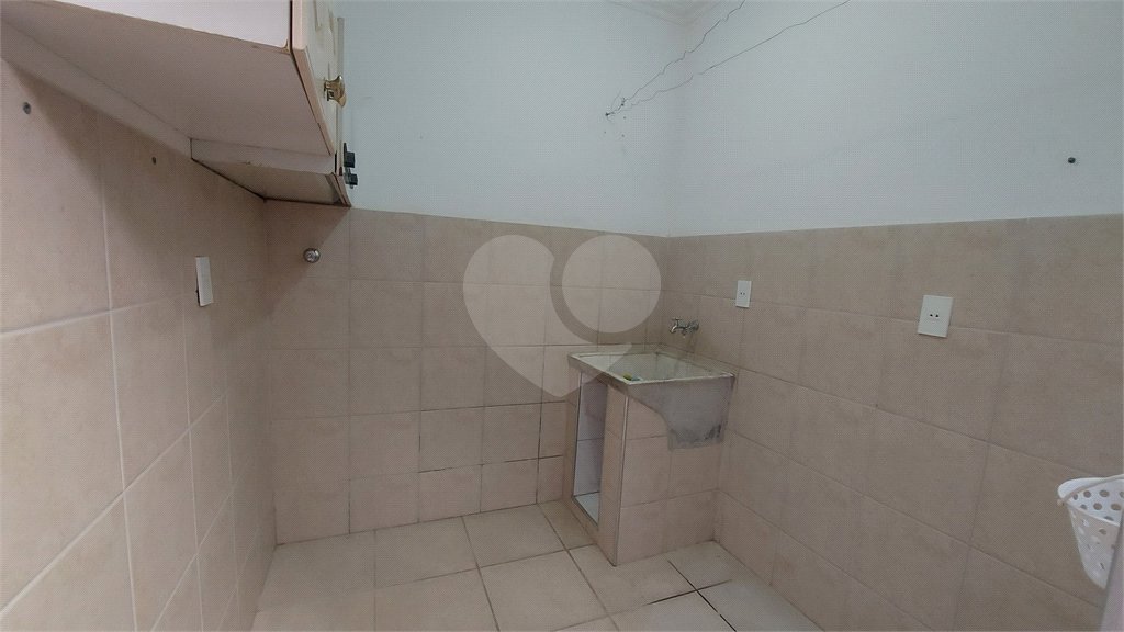 Sobrado à venda com 3 quartos, sendo 1 suíte, em Wanel Ville, Sorocaba, SP