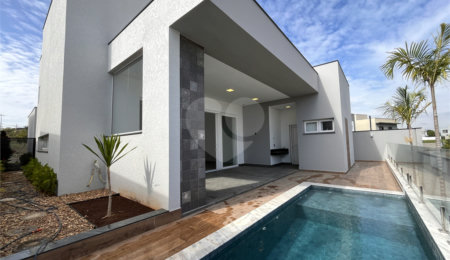 Casa à venda com 4 quartos, sendo 3 suítes,  no condomínio Alphaville Nova Esplanada 4, Votorantim - SP