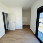 Casa à venda ou para alugar com 3 suítes no condomínio Mont Blanc Village, Vinhedo - SP
