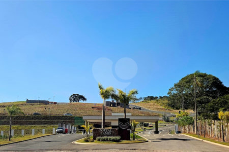 Terreno à venda no condomínio Portal Lamis, Bom Jesus dos Perdões - SP