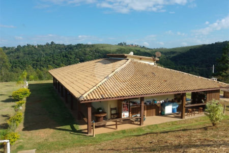 Chácara à venda com 2 quartos em Recanto das Acácias, São Roque, SP