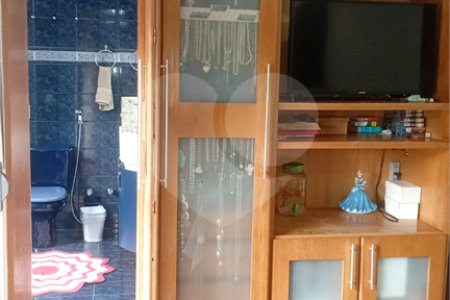 Casa à venda com 4 quartos, sendo 2 suítes, no condomínio Canamari, São Paulo - SP