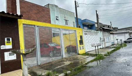 Casa à venda com 8 quartos no condomínio Quaresmeira, Suzano - SP