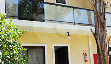 Casa à venda com 2 suítes,  no condomínio Residencial Vitória Régia, Bertioga - SP