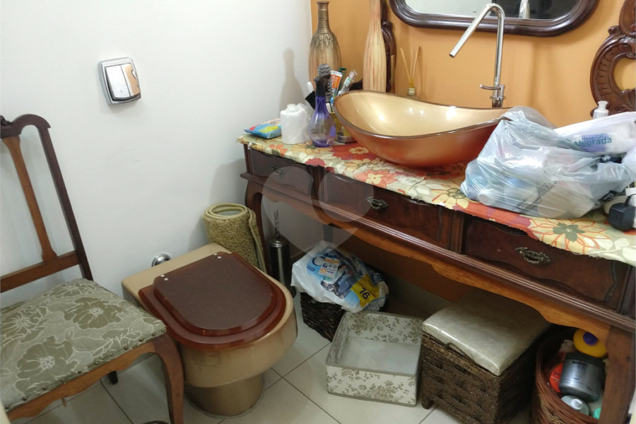 Apartamento à venda com 3 quartos, sendo 1 suíte, em Planalto Paulista, São Paulo, SP