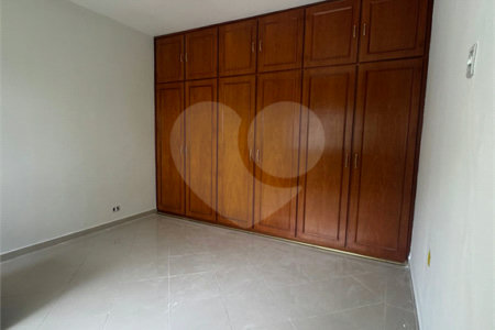 Sobrado à venda ou para alugar com 5 quartos, sendo 3 suítes, em Jardim Franca, São Paulo, SP