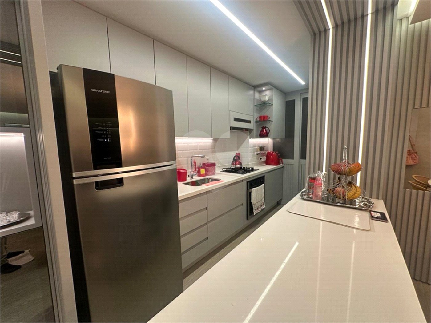 Apartamento à venda com 3 quartos, sendo 2 suítes, em Santo Amaro, São Paulo, SP