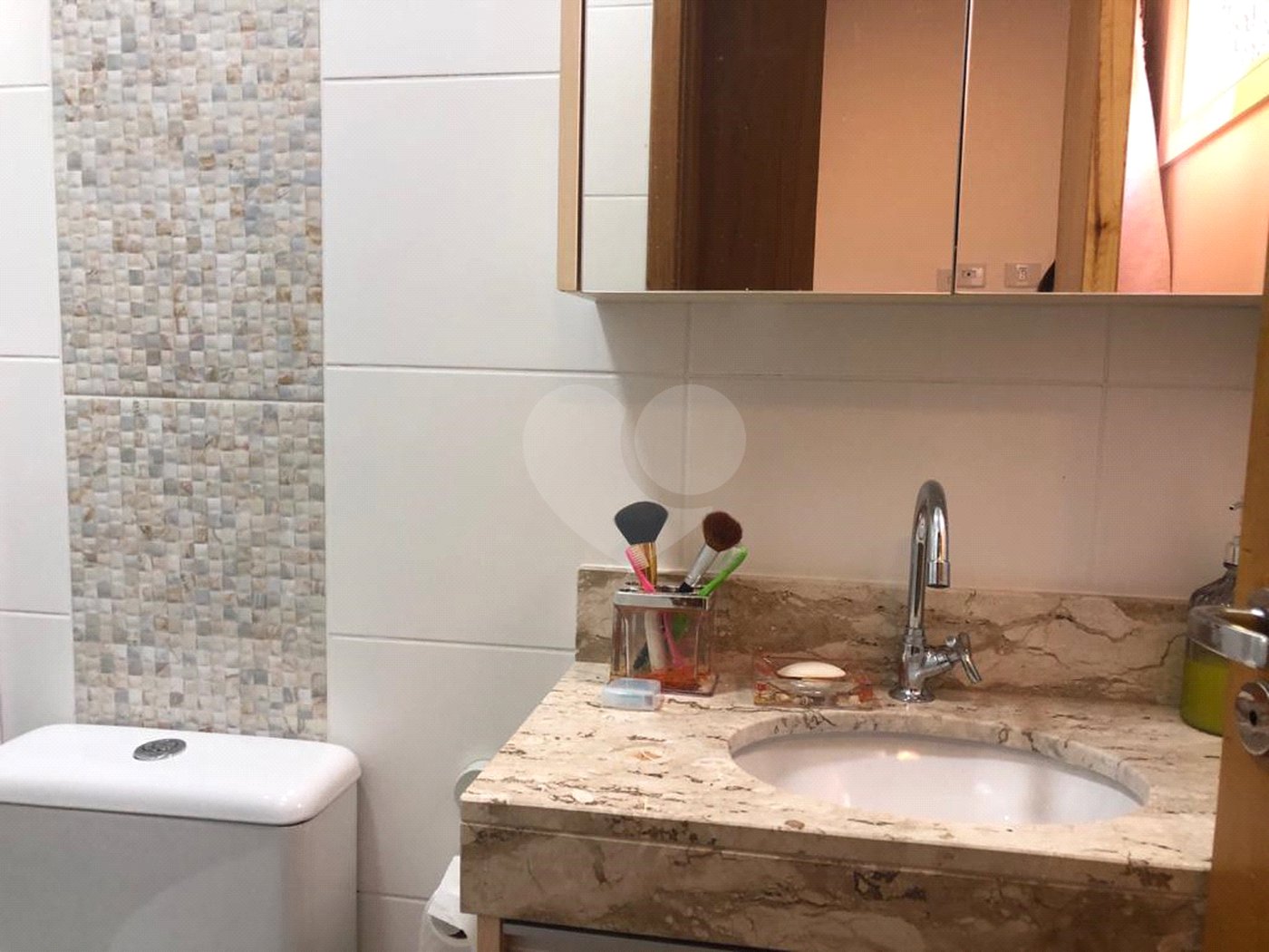 Casa à venda com 2 suítes no condomínio martinha, São Paulo - SP