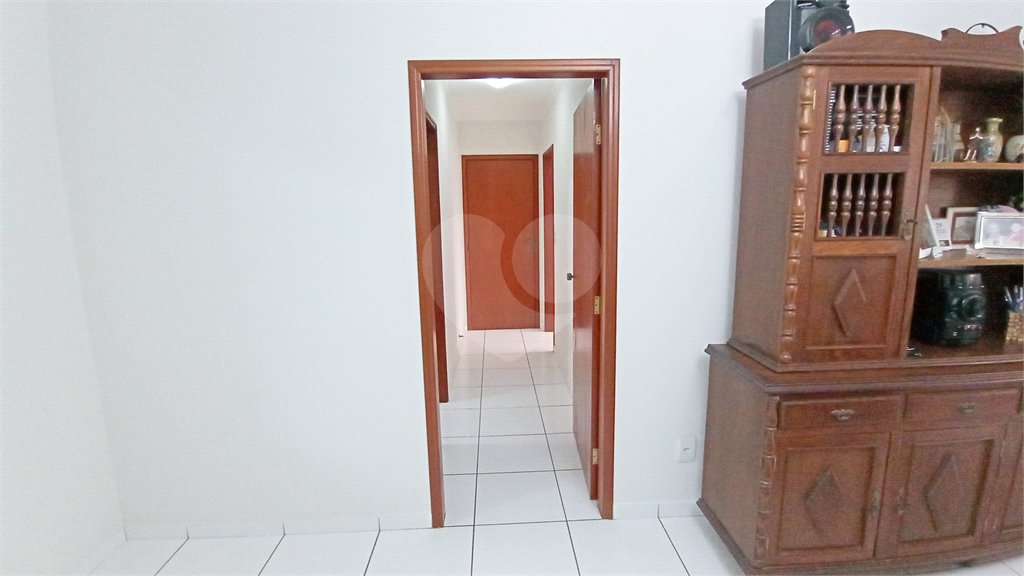 Casa à venda com 5 quartos, sendo 3 suítes, em Nova Vinhedo, Vinhedo, SP