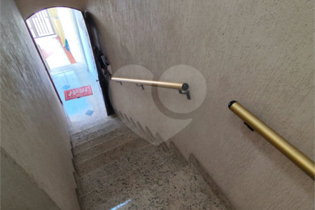 Cobertura à venda com 3 quartos, sendo 1 suíte,  em Vila Camilópolis, Santo André, SP