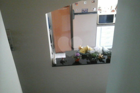 Casa de Vila à venda com 4 quartos, sendo 1 suíte, no condomínio Travessa Isadora,4, São Paulo - SP