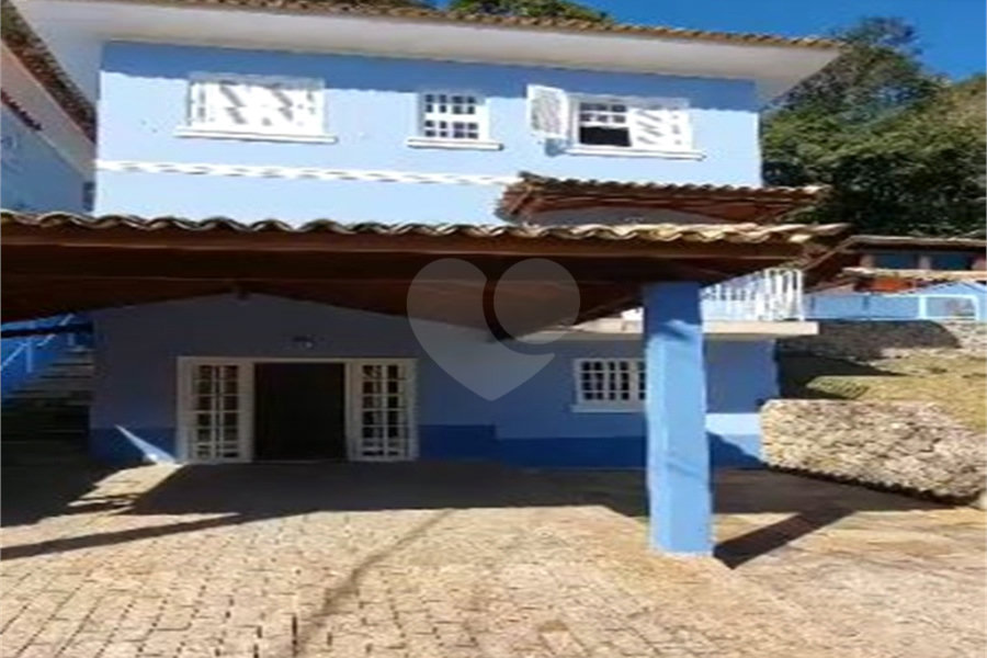 Casa à venda com 4 quartos, sendo 2 suítes,  no condomínio Res Jardim Itatinga, São Paulo - SP