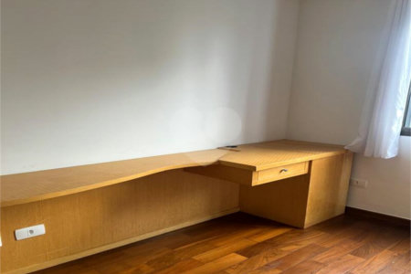 Apartamento à venda com 4 quartos, sendo 2 suítes, em Paraisópolis, São Paulo, SP