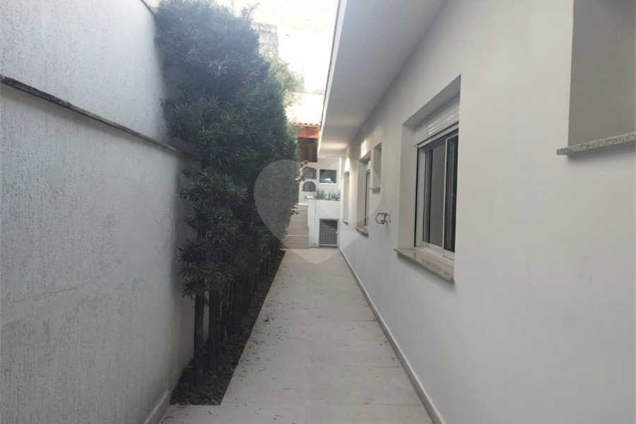 Casa Térrea à venda ou para alugar com 4 suítes em Jardim São Bento, São Paulo, SP