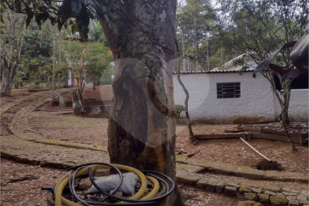 Sítio à venda com 5 quartos, sendo 1 suíte,  em Mirante do Arujá, Arujá, SP