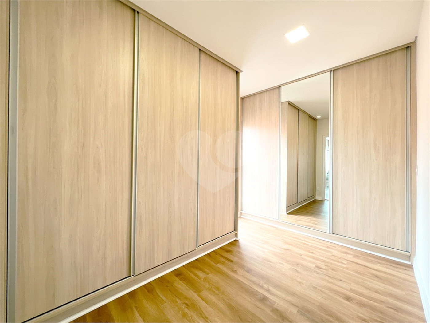 Casa à venda com 4 suítes no condomínio Alpes de Vinhedo, Vinhedo - SP