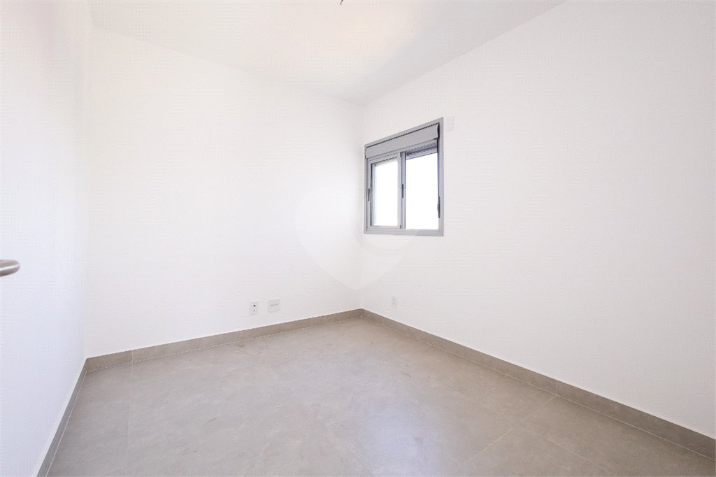 Apartamento à venda com 3 quartos, sendo 1 suíte,  em Vila Sofia, São Paulo, SP