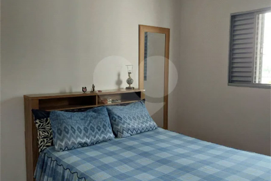 Sobrado com 2 dormitório região na Saúde