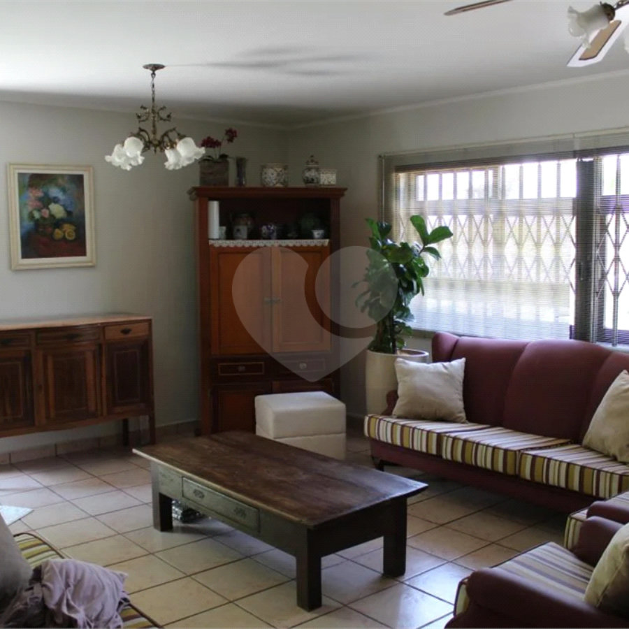 Excelente Sobrado na Saúde - 5 Quartos/2 Suítes/2 Vagas na garagem