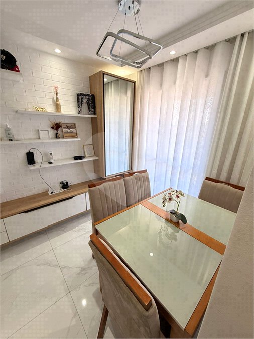 Apartamento à venda com 2 quartos em Vila Galvão, Guarulhos, SP