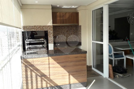 Apartamento à venda com 3 quartos, sendo 1 suíte, no Centro, São Bernardo do Campo, SP