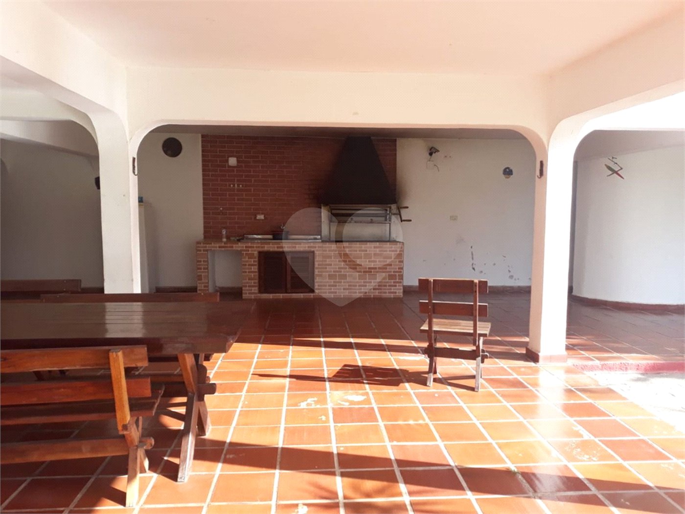 Sítio à venda com 5 quartos, sendo 3 suítes,  em Planalto Verde, São Roque, SP