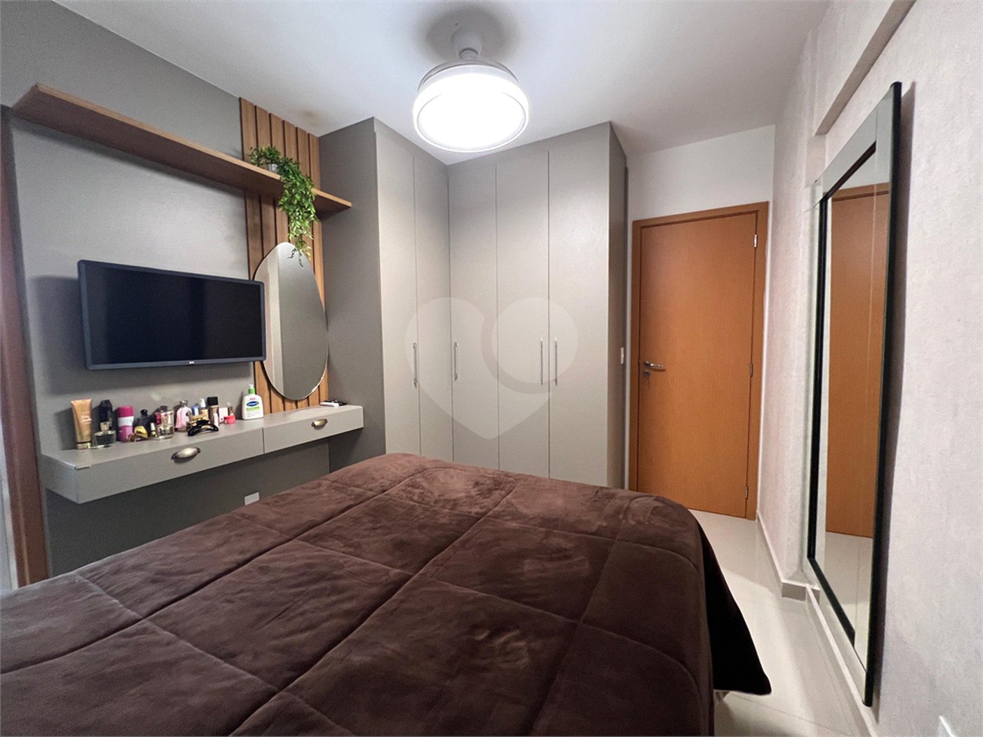 Apartamento à venda com 2 suítes em Atibaia Jardim, Atibaia, SP