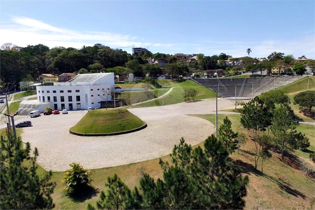 Casa à venda com 3 suítes no condomínio Atibaia Park I, Atibaia - SP