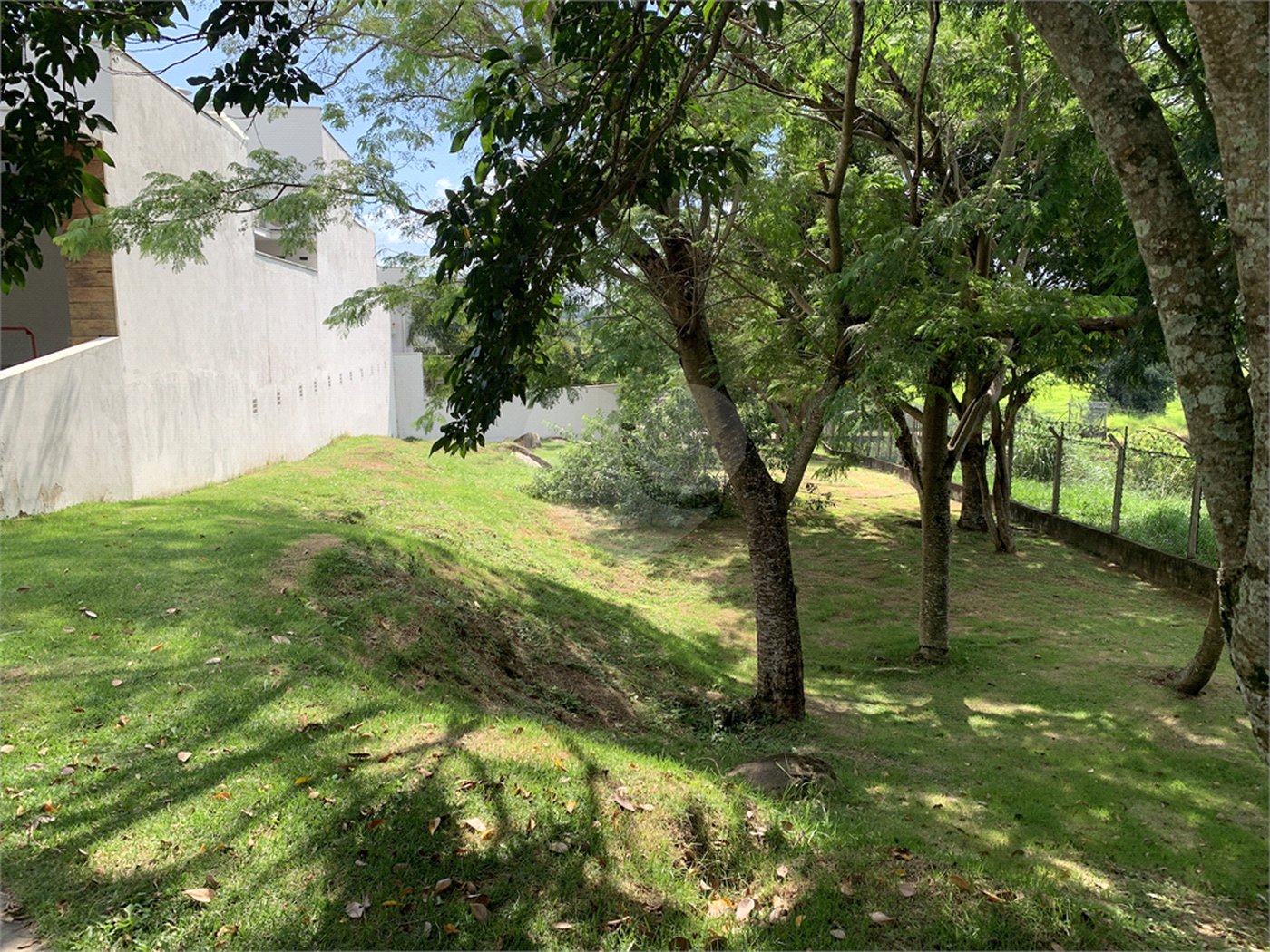 Terreno à venda no condomínio Villagio Di Capri, Votorantim - SP