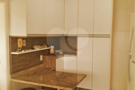 Apartamento à venda com 4 quartos, sendo 2 suítes,  em Vila Sfeir, Indaiatuba, SP