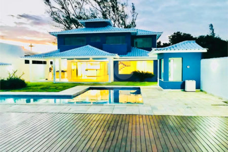 Casa para alugar com 5 quartos, sendo 4 suítes, em Marina, Armação dos Búzios, RJ
