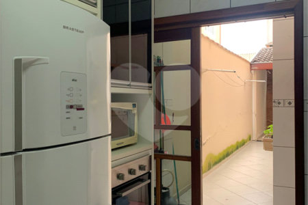 Casa à venda com 3 quartos, sendo 1 suíte, em Residencial Bosque dos Ipês, São José dos Campos, SP