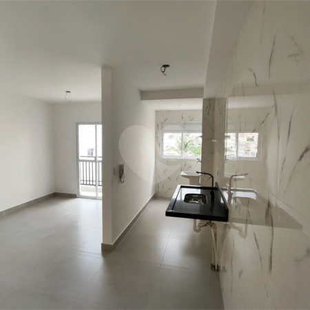Apartamento à venda com 1 quarto em Vila Vitório Mazzei, São Paulo, SP