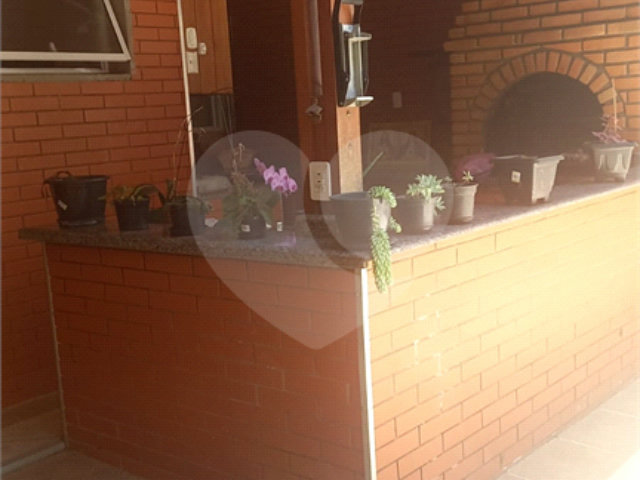 Casa à venda com 5 quartos, sendo 2 suítes,  em Jardim Santa Clara, Guarulhos, SP