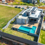 Casa à venda com 4 suítes no condomínio Residencial dos Lagos, Itupeva - SP