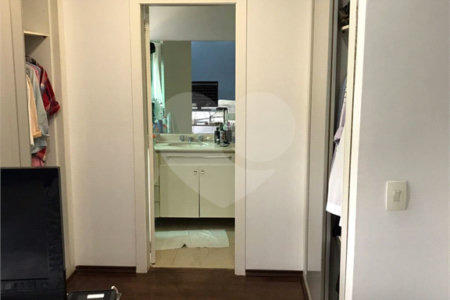 Apartamento à venda com 3 suítes em Jardim Ampliação, São Paulo, SP