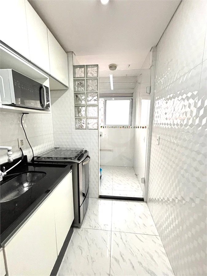 Apartamento na Vila Augusta com 2 dormitórios (1 suíte)