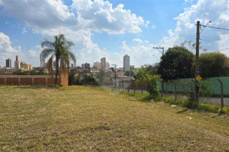 Terreno à venda em Vila Xavier (vila Xavier), Araraquara, SP