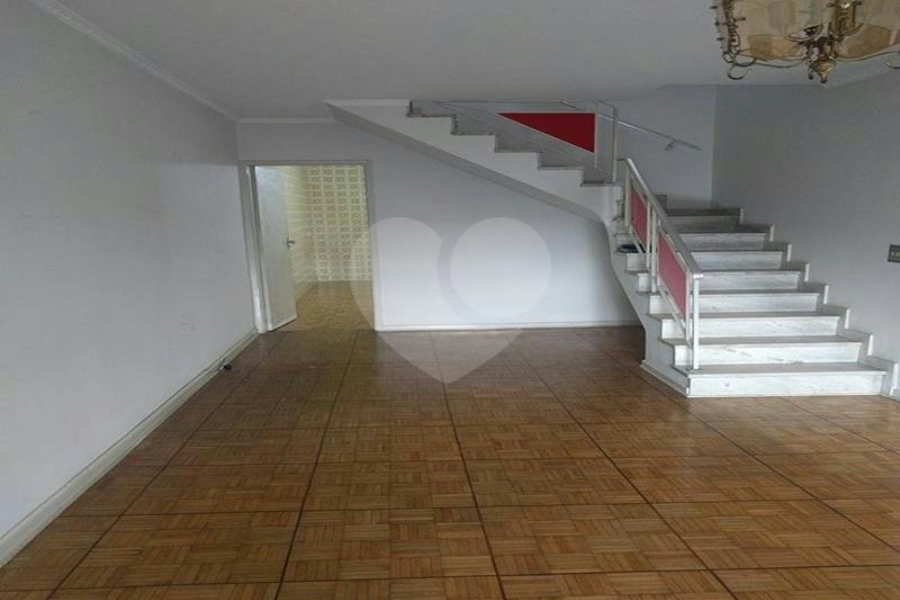 Sobrado à venda com 3 quartos, sendo 1 suíte, em Santana, São Paulo, SP